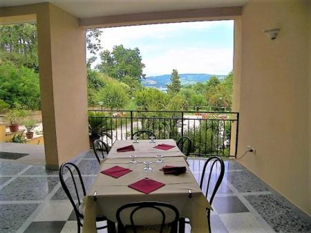 Scacco Matto Hotel Baschi Exterior foto